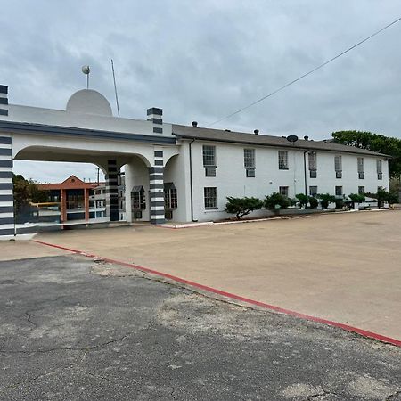 Sherman Inn Экстерьер фото
