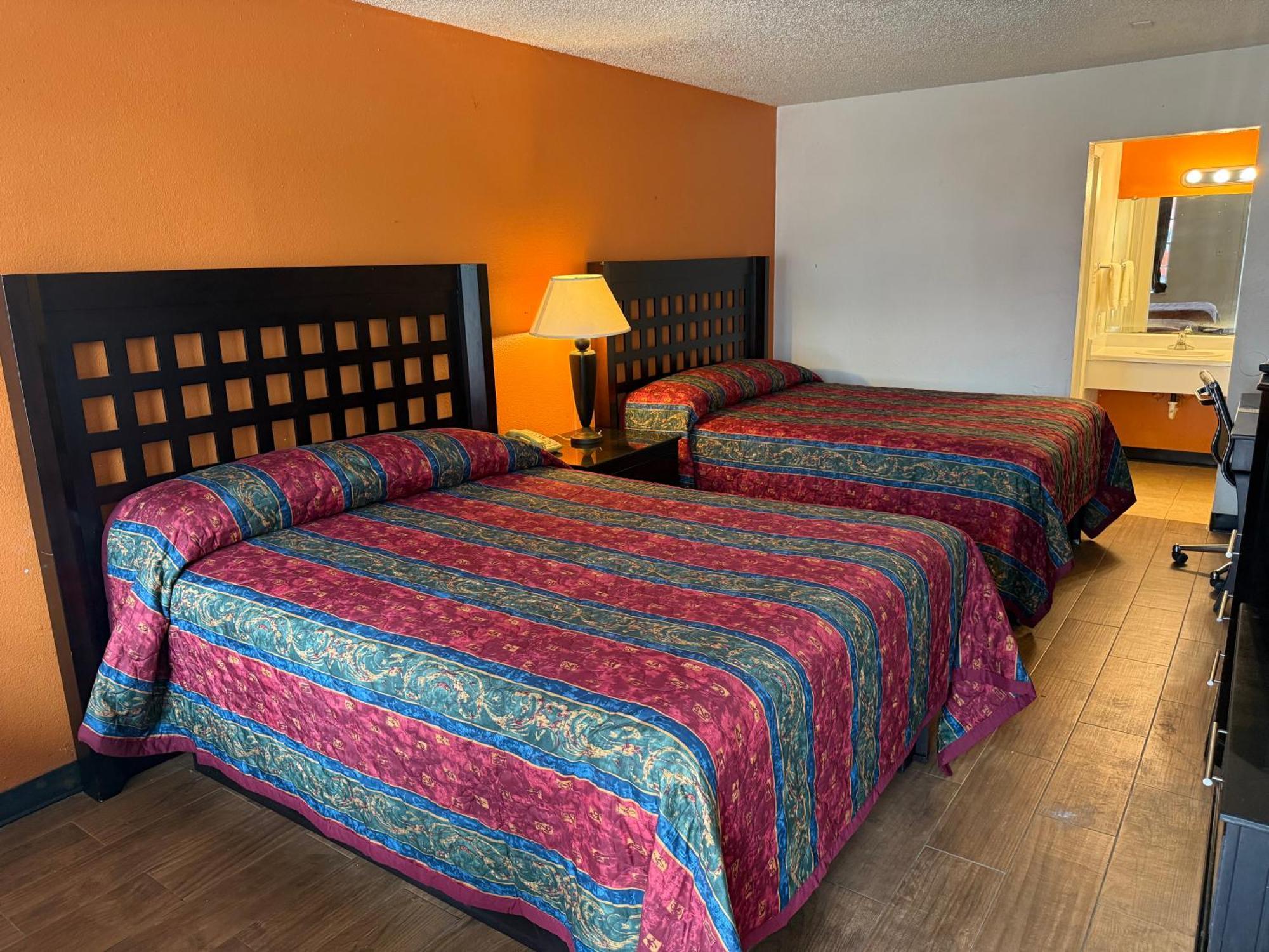 Sherman Inn Экстерьер фото