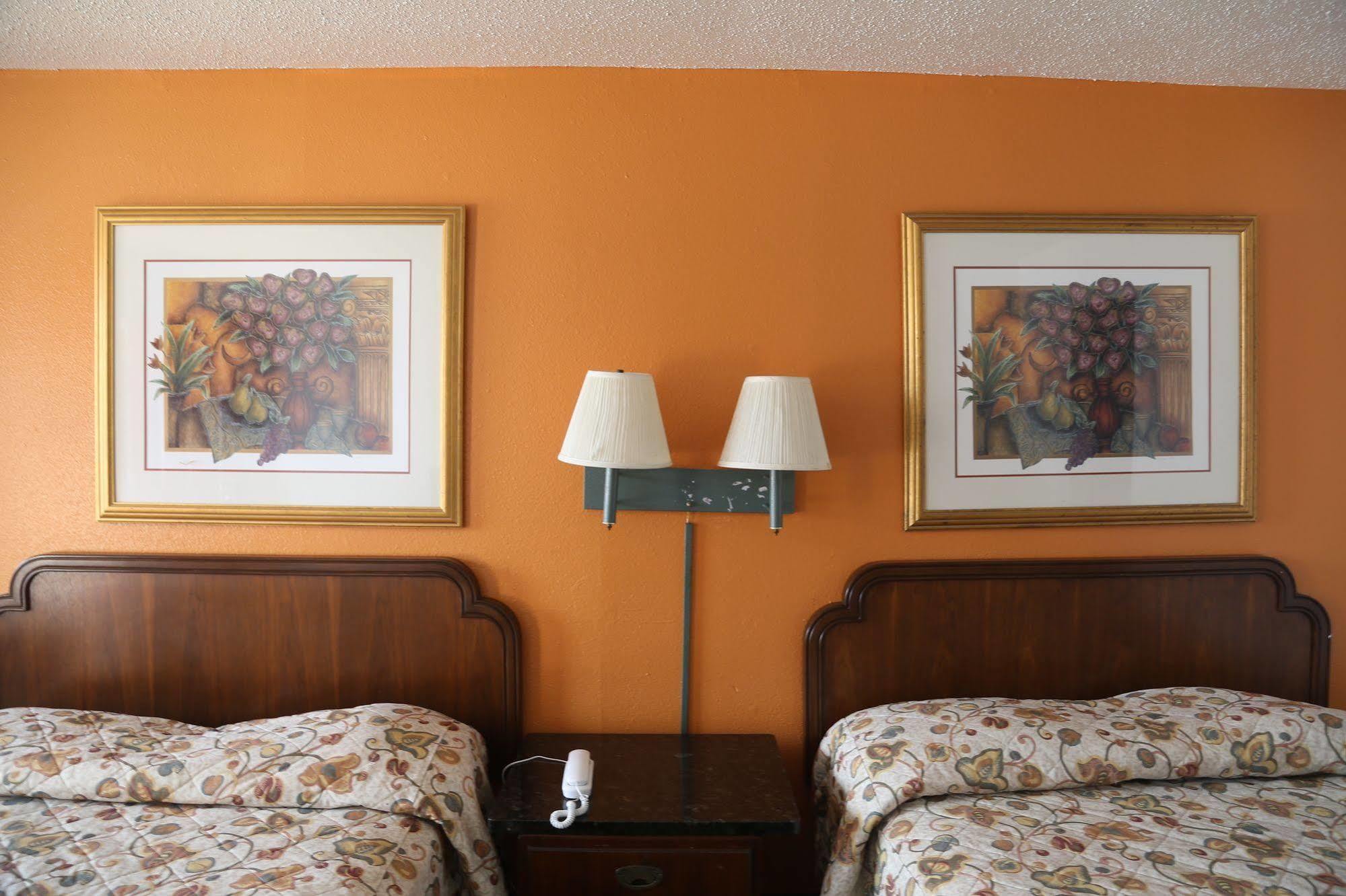 Sherman Inn Экстерьер фото