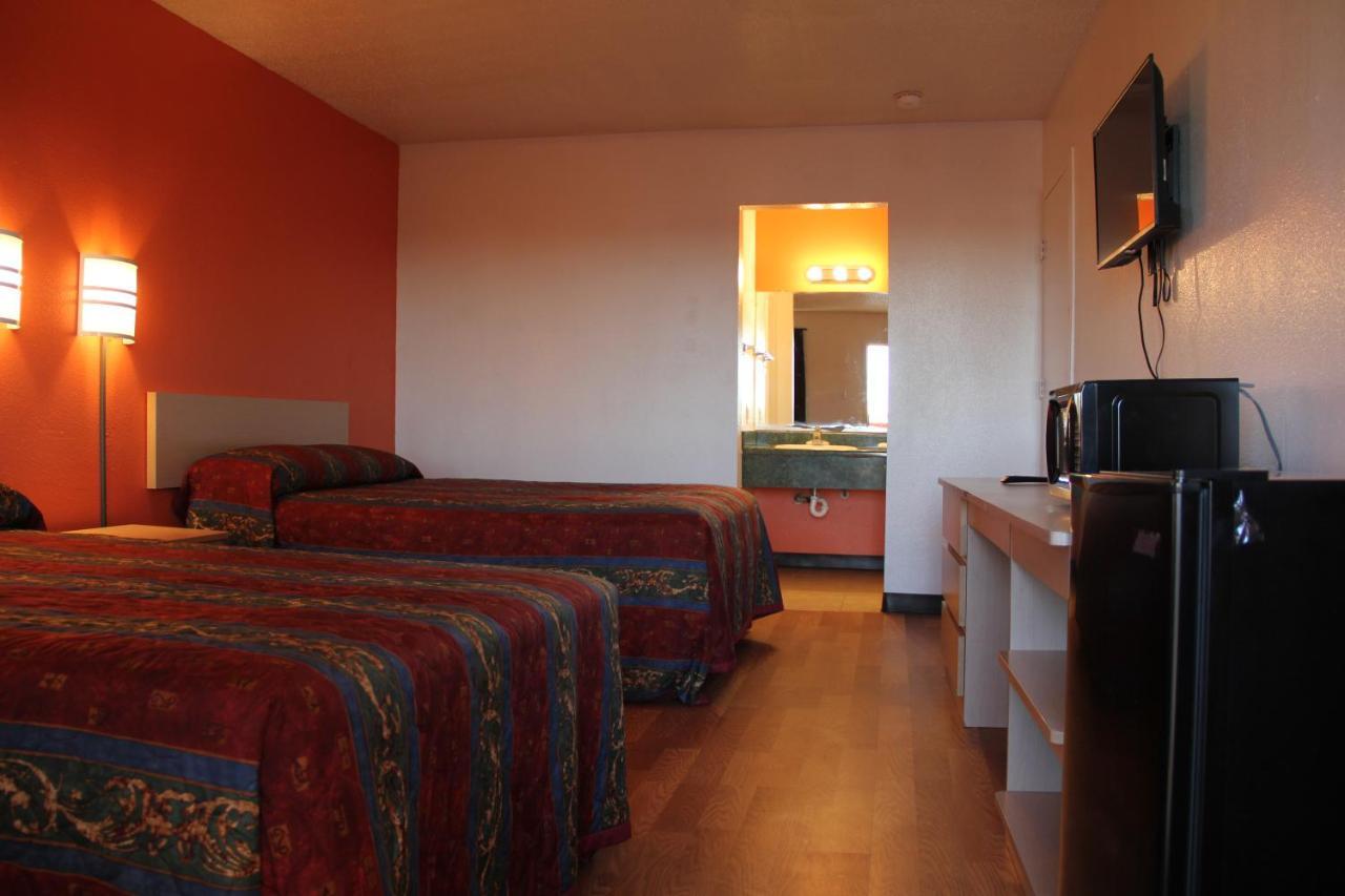 Sherman Inn Экстерьер фото